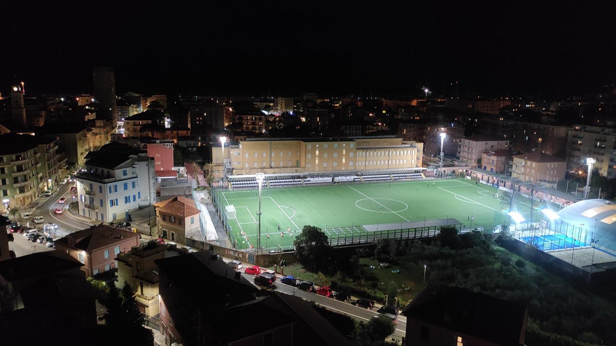 Super Vista Al Grattacielo Di Lavagna Daire Dış mekan fotoğraf